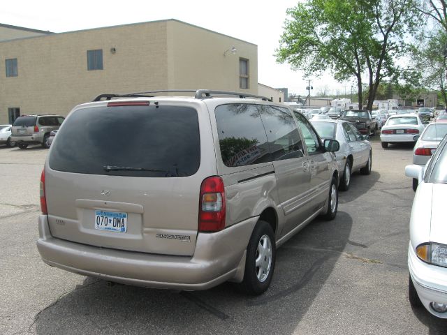 2001 Oldsmobile Silhouette S Sedan