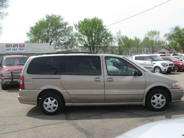 2001 Oldsmobile Silhouette S Sedan