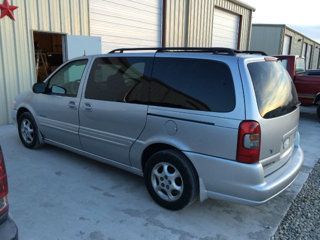 2002 Oldsmobile Silhouette EXL 7 Passenger AWD