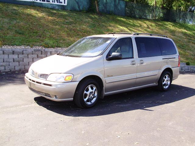 2002 Oldsmobile Silhouette EXL 7 Passenger AWD