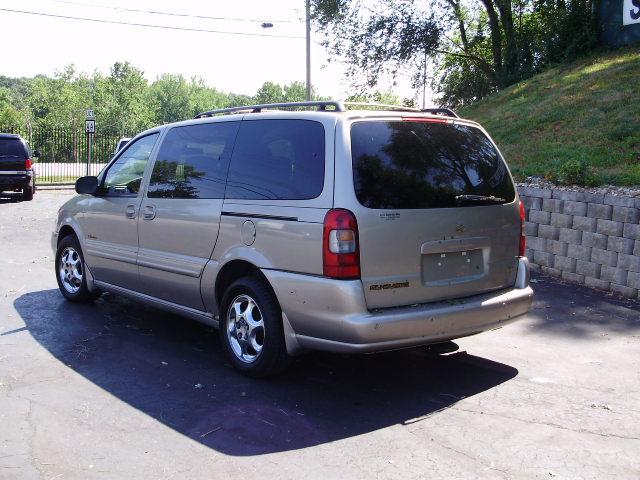 2002 Oldsmobile Silhouette EXL 7 Passenger AWD