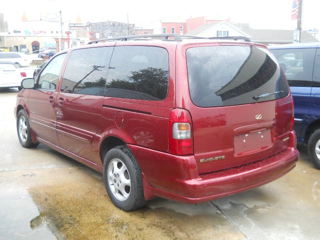 2002 Oldsmobile Silhouette EXL 7 Passenger AWD