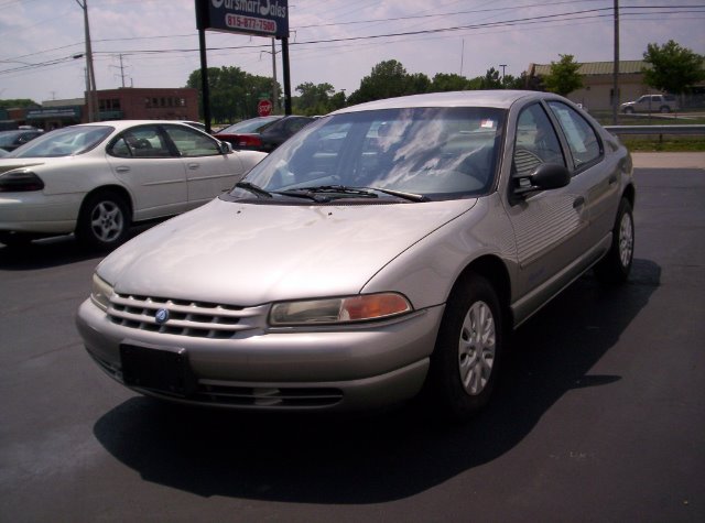 1997 Plymouth Breeze Base