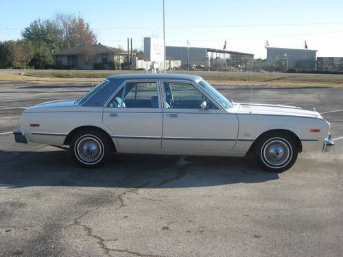 1977 Plymouth Duster SEL PLUS (eldora)