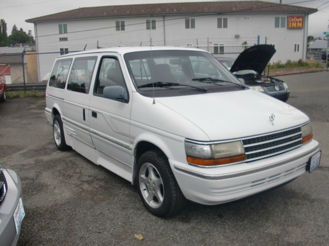 1992 Plymouth Grand Voyager Loaded Up