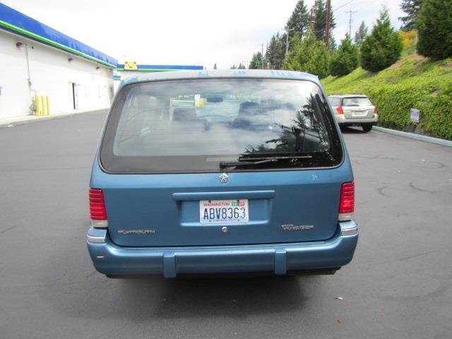 1993 Plymouth Grand Voyager SE