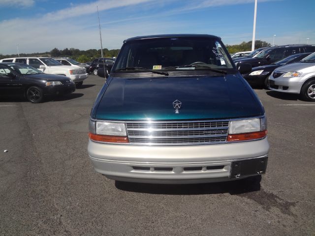 1994 Plymouth Grand Voyager FWD 4dr