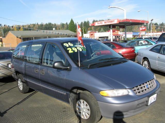 1996 Plymouth Grand Voyager Base