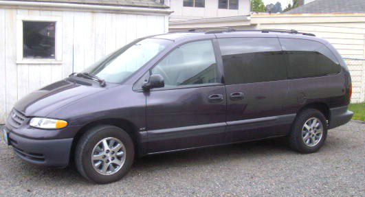 1996 Plymouth Grand Voyager SE