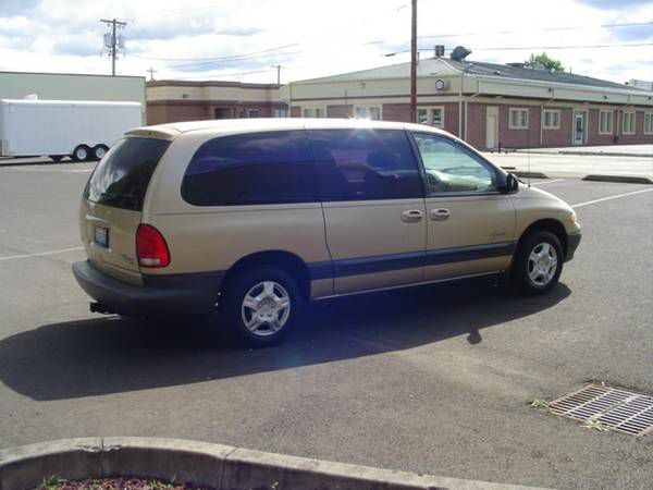 1999 Plymouth Grand Voyager Unknown