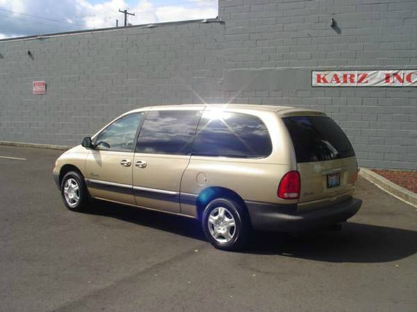 1999 Plymouth Grand Voyager Unknown