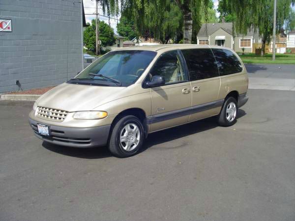 1999 Plymouth Grand Voyager Unknown