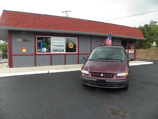 1999 Plymouth Grand Voyager SE