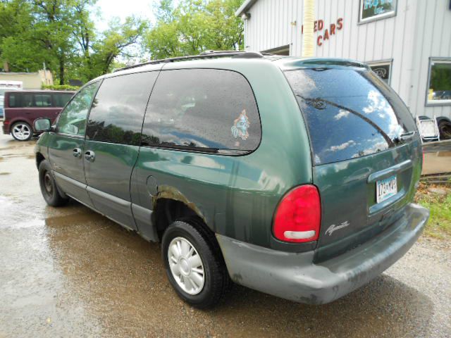 1999 Plymouth Grand Voyager Unknown