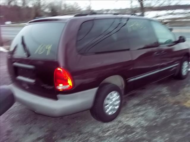 2000 Plymouth Grand Voyager Base