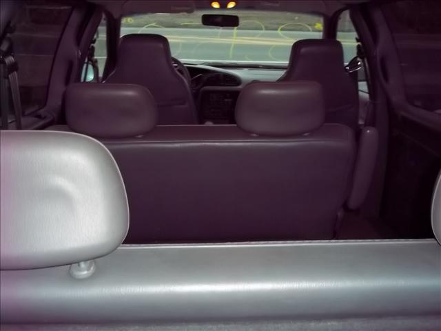 2000 Plymouth Grand Voyager Base