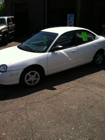 1997 Plymouth Neon SE CREW CAB 4 DOOR