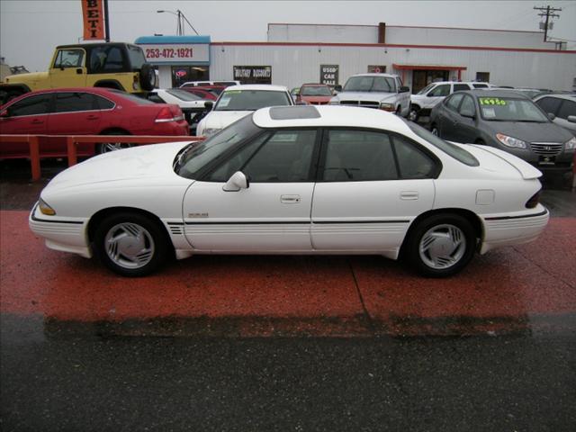 1992 Pontiac Bonneville 4DR Limited AWD