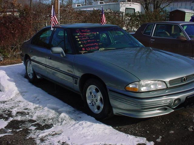 1995 Pontiac Bonneville 4DR Limited AWD