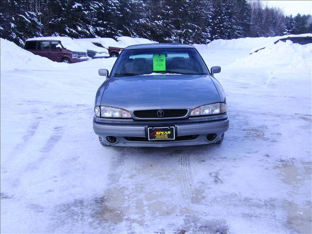 1995 Pontiac Bonneville SE