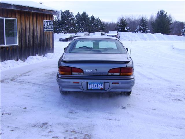 1995 Pontiac Bonneville SE