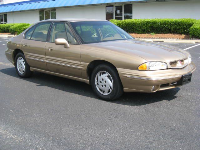 1998 Pontiac Bonneville SE