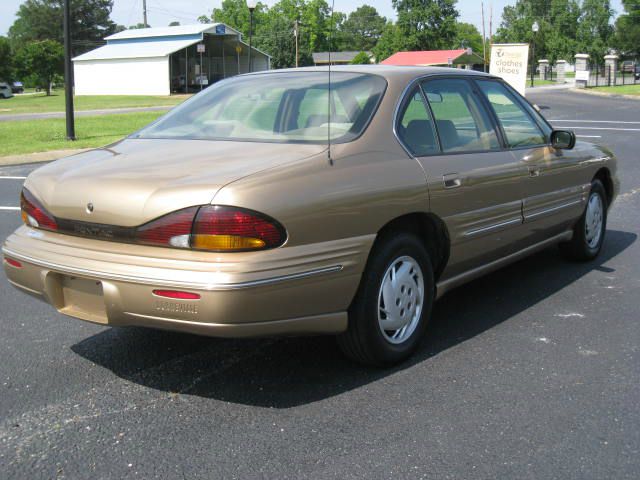 1998 Pontiac Bonneville SE