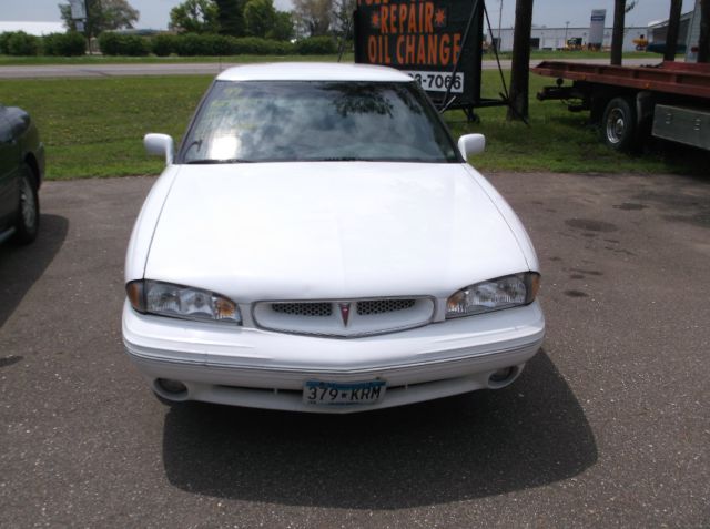 1999 Pontiac Bonneville SE