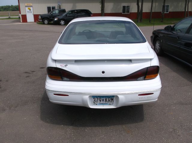 1999 Pontiac Bonneville SE