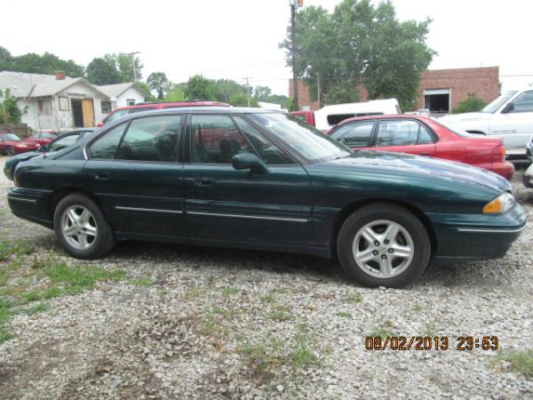 1999 Pontiac Bonneville SE