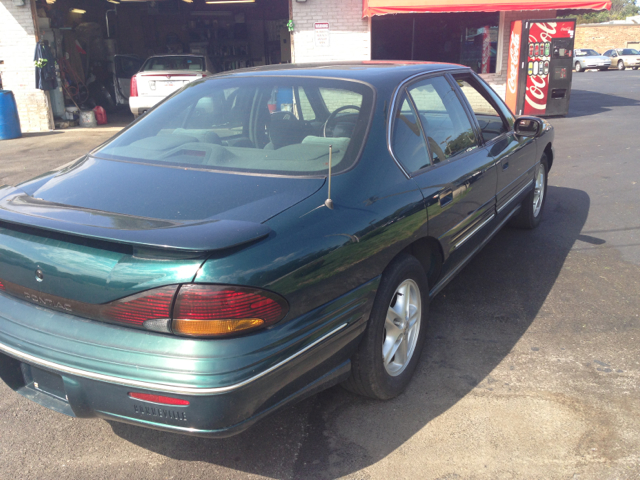 1999 Pontiac Bonneville SE