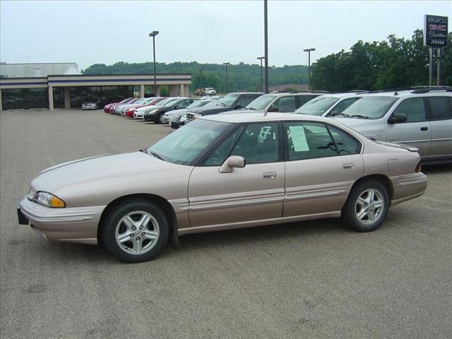 1999 Pontiac Bonneville SE