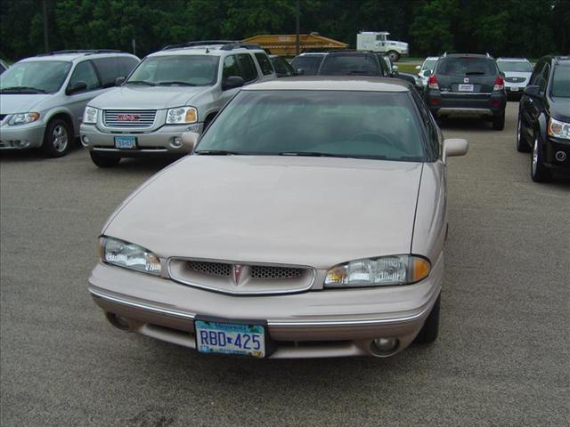 1999 Pontiac Bonneville SE