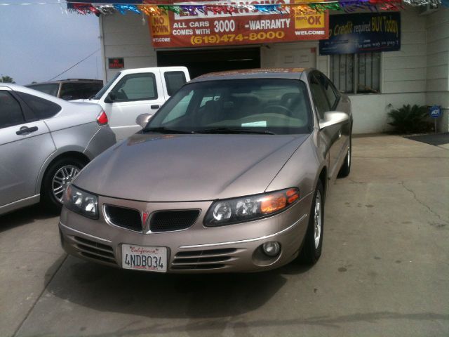 2000 Pontiac Bonneville SE