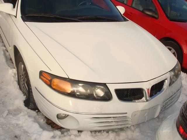 2000 Pontiac Bonneville SE