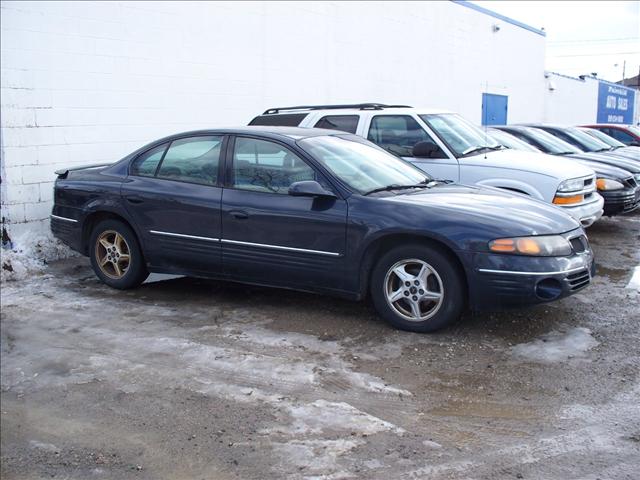 2000 Pontiac Bonneville SE