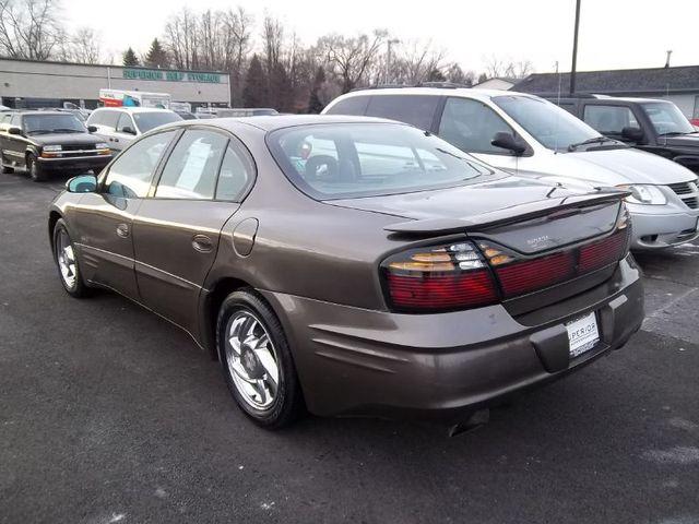 2000 Pontiac Bonneville Aveo5 LT