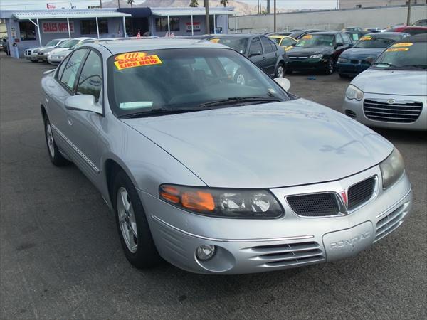 2000 Pontiac Bonneville SE