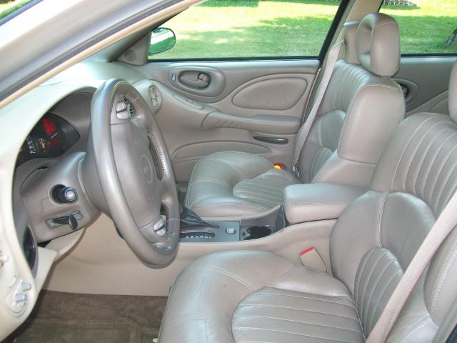 2000 Pontiac Bonneville Value Package