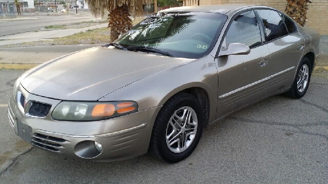 2000 Pontiac Bonneville SE