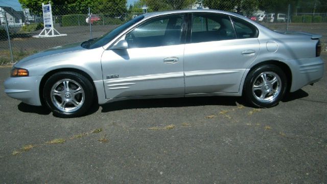 2000 Pontiac Bonneville 4DR Limited AWD