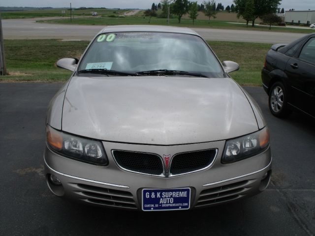 2000 Pontiac Bonneville SE