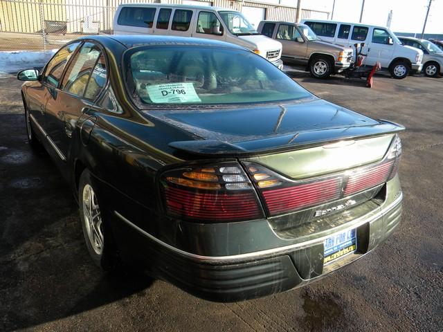 2000 Pontiac Bonneville SE