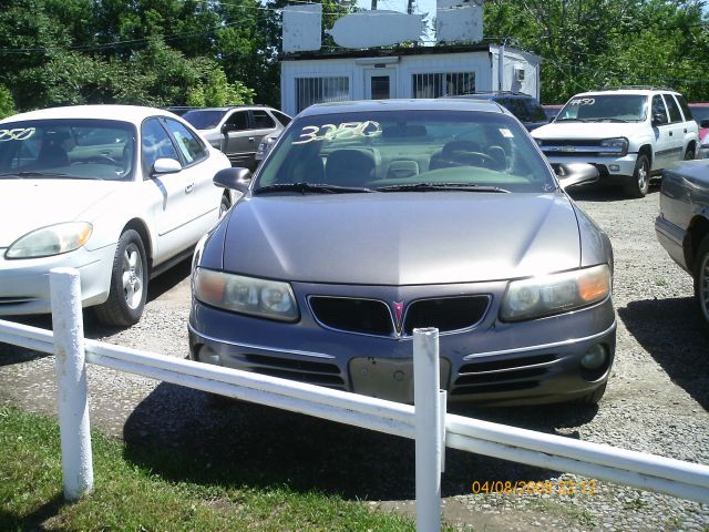 2001 Pontiac Bonneville SE