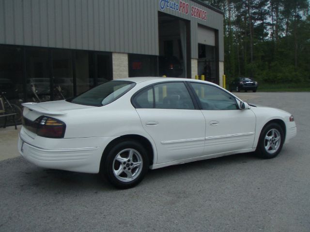 2001 Pontiac Bonneville SE