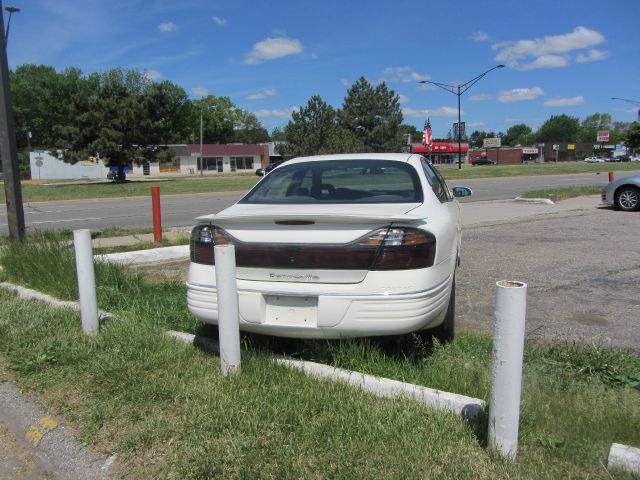 2001 Pontiac Bonneville SE