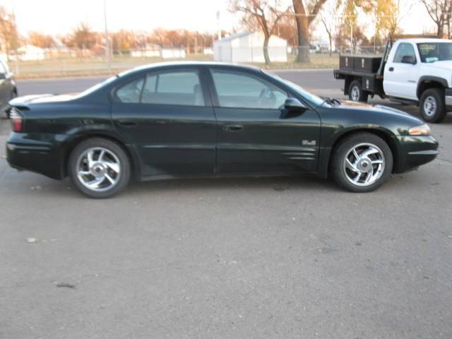 2001 Pontiac Bonneville 45