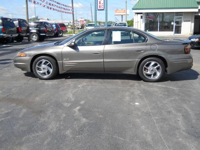 2001 Pontiac Bonneville 45