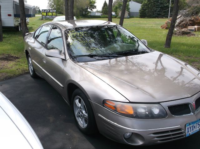 2001 Pontiac Bonneville SE