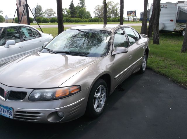 2001 Pontiac Bonneville SE